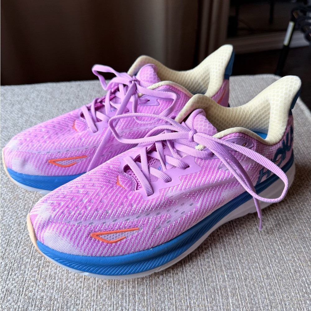 Hoka Clifton 9 Running Shoes - Pink and Blue